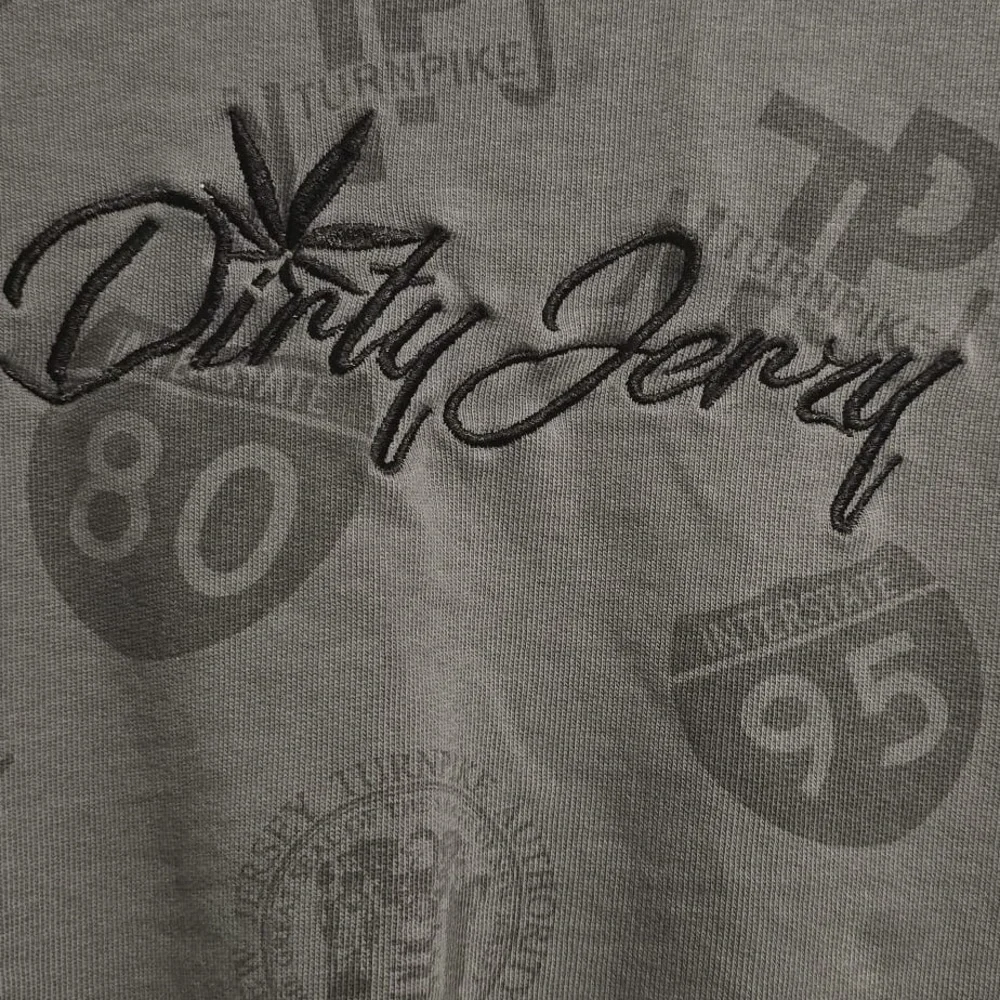 Gray Crewneck Sweater with Classic Design